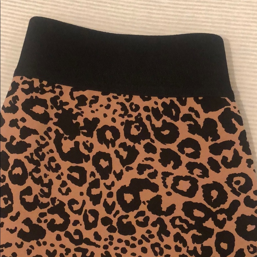 Leggings - Picture 2 of 5
